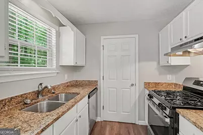240 Spring Circle, Senoia, GA 30276 - Photo 8