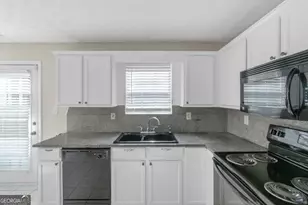 97 Livingston Ln, Covington, GA 30016 - Photo 8