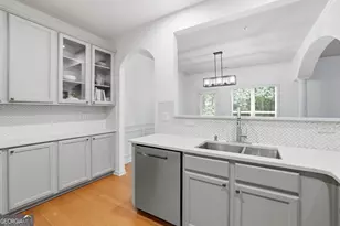 969 Brownstone Ln, Marietta, GA 30008 - Photo 1