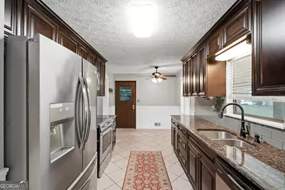 8996 Mandarin Court, Jonesboro, GA 30236 - Photo 8