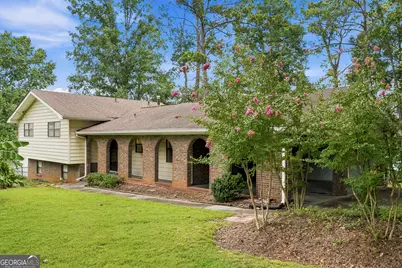 8996 Mandarin Court, Jonesboro, GA 30236 - Photo 2