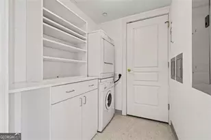 700 Park Regency Pl NE, Atlanta, GA 30326 - Photo 28