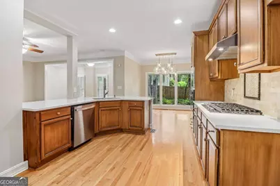 7262 Village Creek Trace #4C, Atlanta, GA 30328 - Photo 18