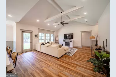 1902 Pebblewood East, Adel, GA 31620 - Photo 6