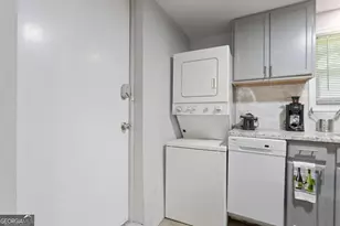 537 W Lake Ave NW, Atlanta, GA 30318 - Photo 36