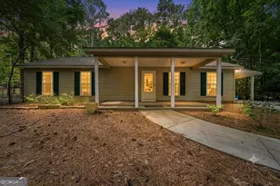372 E River Bend Dr, Eatonton, GA 31024 - Photo 1