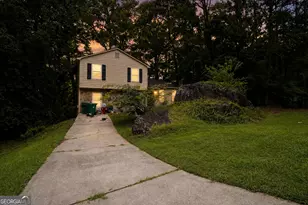 3040 Orbit Cir, Ellenwood, GA 30294 - Photo 2