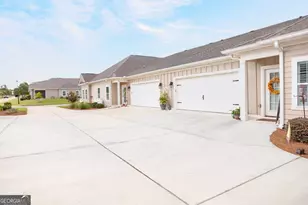 494 Nandina Ct, Warner Robins, GA 31088 - Photo 2