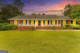 459 Prince Ave, Swainsboro, GA 30401 - Photo 2
