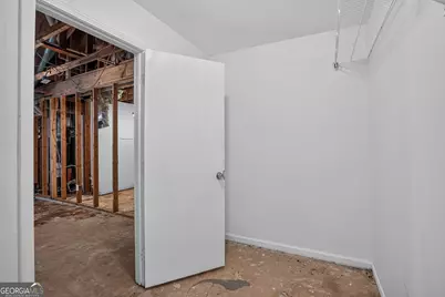 939 Lake Drive Court, Stone Mountain, GA 30088 - Photo 30