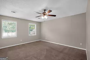 939 Lake Dr Ct, Stone Mountain, GA 30088 - Photo 18