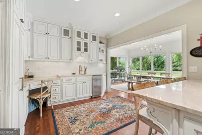 525 Avignon Court, Sandy Springs, GA 30350 - Photo 14