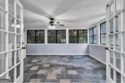 100 NW La-Rue Place, Atlanta, GA 30327 - Photo 2