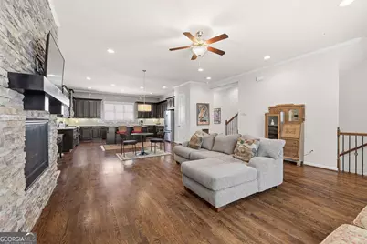 917 Dumaine Trace, Atlanta, GA 30328 - Photo 2