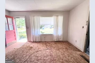 209 Vernon Street, Dublin, GA 31021 - Photo 8