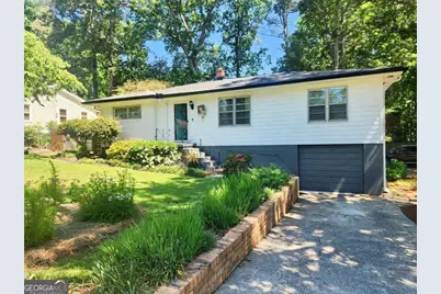1043 Oakdale Drive SE, Smyrna, GA 30080 - Photo 1