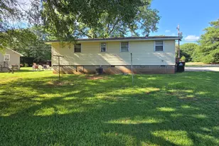 934 Clairmont Ave, Comer, GA 30629 - Photo 4