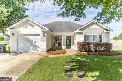 207 Ellington  Ct, Perry, GA 31069 - Photo 1