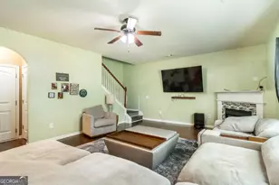 204 Amelia Dr, Byron, GA 31008 - Photo 6