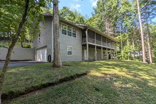 5302 Summer Wood Ln, Young Harris, GA 30582 - Photo 2