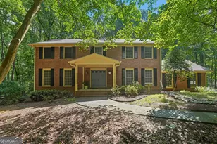 155 Forest Hall Ln, Fayetteville, GA 30214 - Photo 2