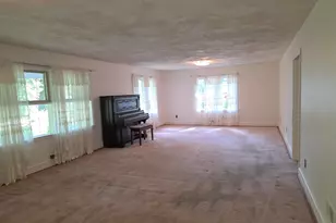 126 East Side, Tallapoosa, GA 30176 - Photo 2