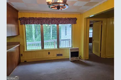 126 East Side, Tallapoosa, GA 30176 - Photo 6