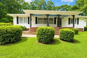 126 East Side, Tallapoosa, GA 30176 - Photo 1