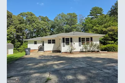 126 East Side, Tallapoosa, GA 30176 - Photo 2
