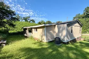 132 Fourth St SW, Milledgeville, GA 31061 - Photo 2