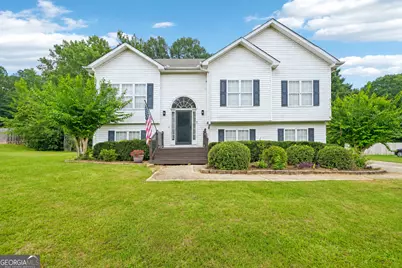 130 Chesterfield Drive, Newnan, GA 30265 - Photo 1