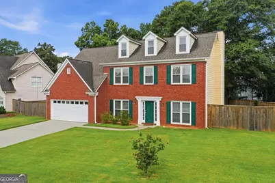 1660 Calvin Davis Circle, Lawrenceville, GA 30043 - Photo 6