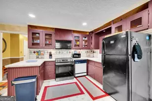 151 Winterberry Ln, Athens, GA 30606 - Photo 8
