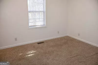 1949 Karen Circle #B, Milledgeville, GA 31061 - Photo 6