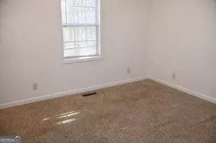 1949 Karen Cir, Milledgeville, GA 31061 - Photo 6