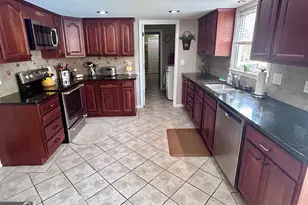 200 Hedgewood Ct, Peachtree City, GA 30269 - Photo 10