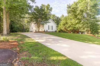 597 Aaron Circle, Gray, GA 31032 - Photo 2