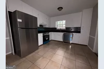 3932 Tanglewood Road, Snellville, GA 30039 - Photo 8