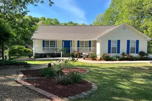 500 Hicks Rd, Toccoa, GA 30577 - Photo 1