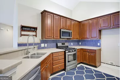 924 Burnt Hickory Circle NW, Marietta, GA 30064 - Photo 18
