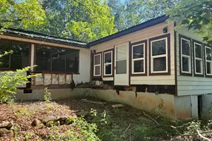 90 Old Stone Pl, Tallulah Falls, GA 30573 - Photo 2