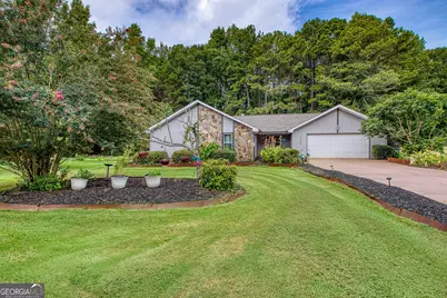 125 Grandchester Way, Fayetteville, GA 30215 - Photo 4