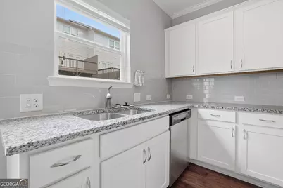 1708 Liberty Parkway NW, Atlanta, GA 30318 - Photo 4