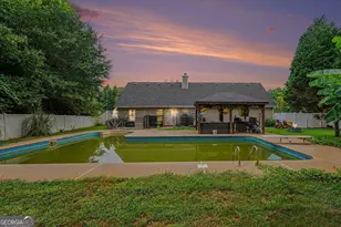 513 Wylderose Ln, Locust Grove, GA 30248 - Photo 2