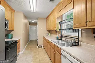 513 Wylderose Ln, Locust Grove, GA 30248 - Photo 8