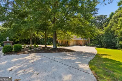 5720 Golf Club Drive, Braselton, GA 30517 - Photo 24