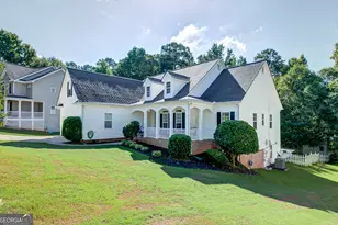 135 Baldwin Ct, Newnan, GA 30263 - Photo 2
