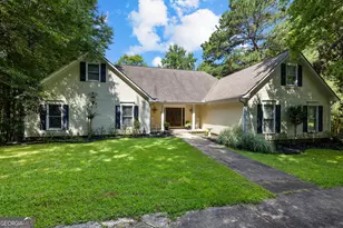 280 Waters Edge Ln, Newnan, GA 30263 - Photo 1