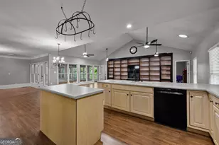 280 Waters Edge Ln, Newnan, GA 30263 - Photo 24