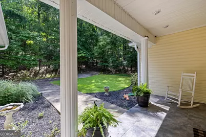 280 Waters Edge Lane, Newnan, GA 30263 - Photo 2